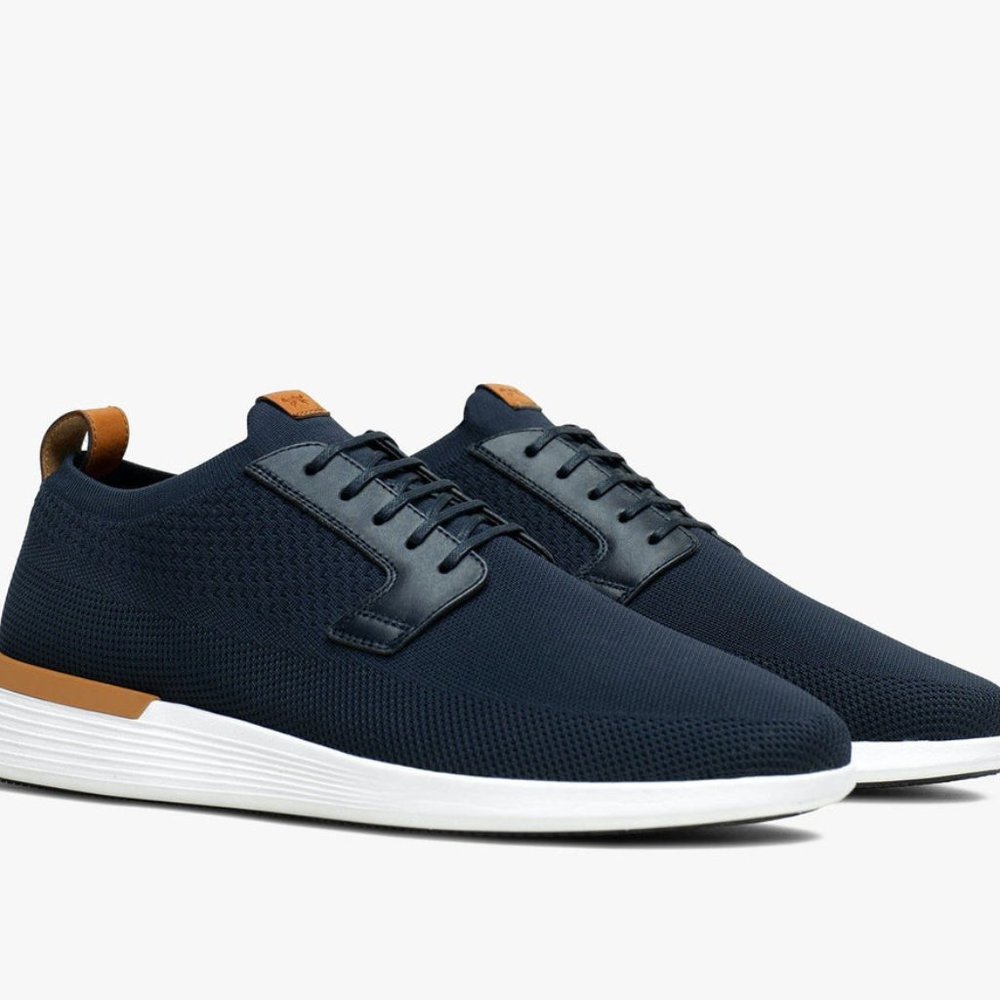 Wolf and Shepard Swiftknit Derby